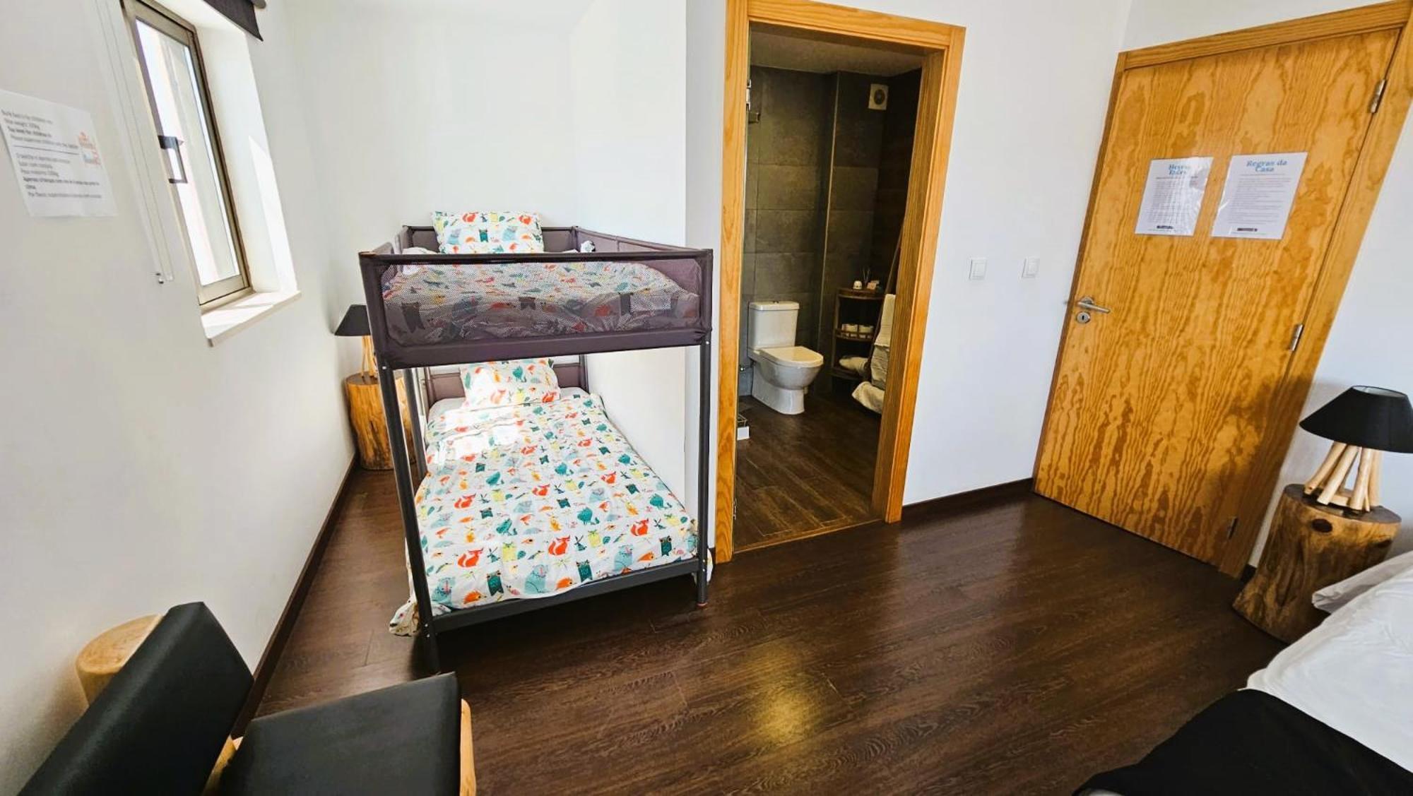 פראיה דה מירה Atlantic Spot Guest House מראה חיצוני תמונה